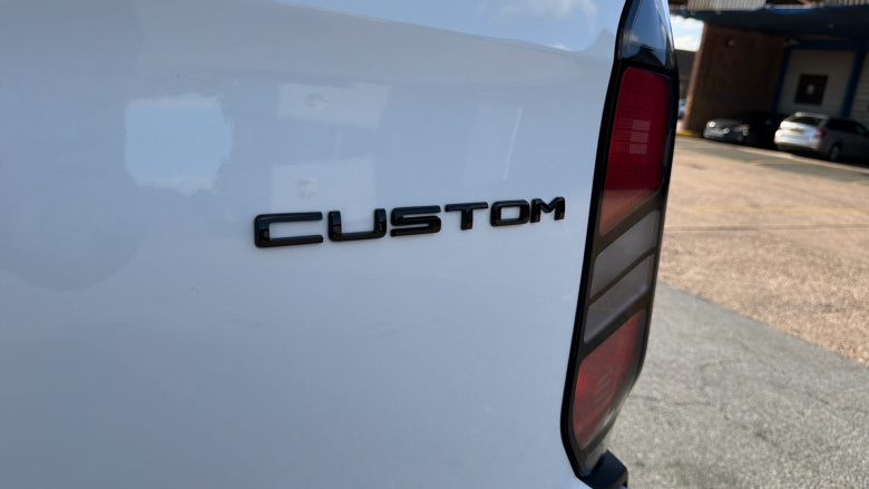 Ford Transit Custom 300 L2 Diesel Fwd 2.0 EcoBlue 110ps H1 Van Leader